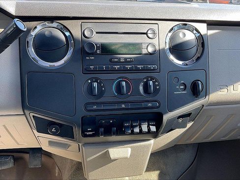 Used 2008 Ford F250 Lariat RWD image 14