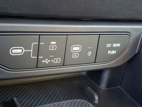 New 2025 Kia K4 GT-Line image 11