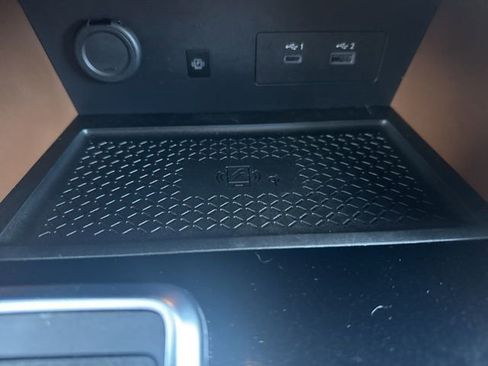 Used 2025 Nissan Pathfinder Platinum image 27