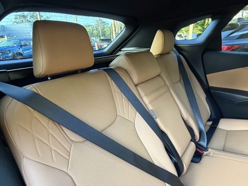 Certified 2025 Lexus RX 350 Premium w/ Accessory Package (Z1) FWD image 40
