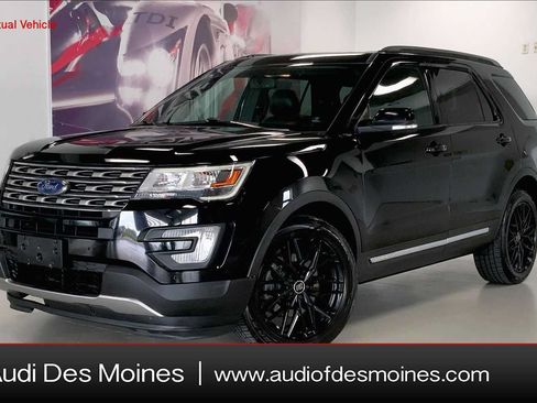 Used 2017 Ford Explorer XLT w/ Equipment Group 202A AWD/4WD image 1
