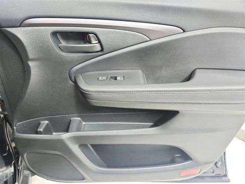 Used 2023 Honda Passport EX-L image 42