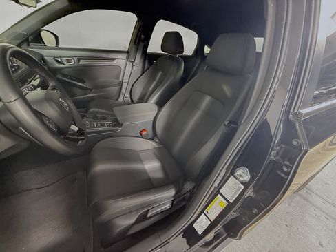 Certified 2025 Honda Civic Sport image 24