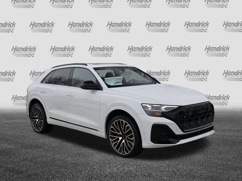 New 2026 Audi SQ8 Prestige image 2