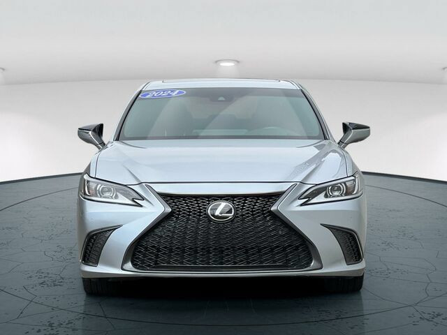 Used 2024 Lexus ES 300h F Sport FWD image 9