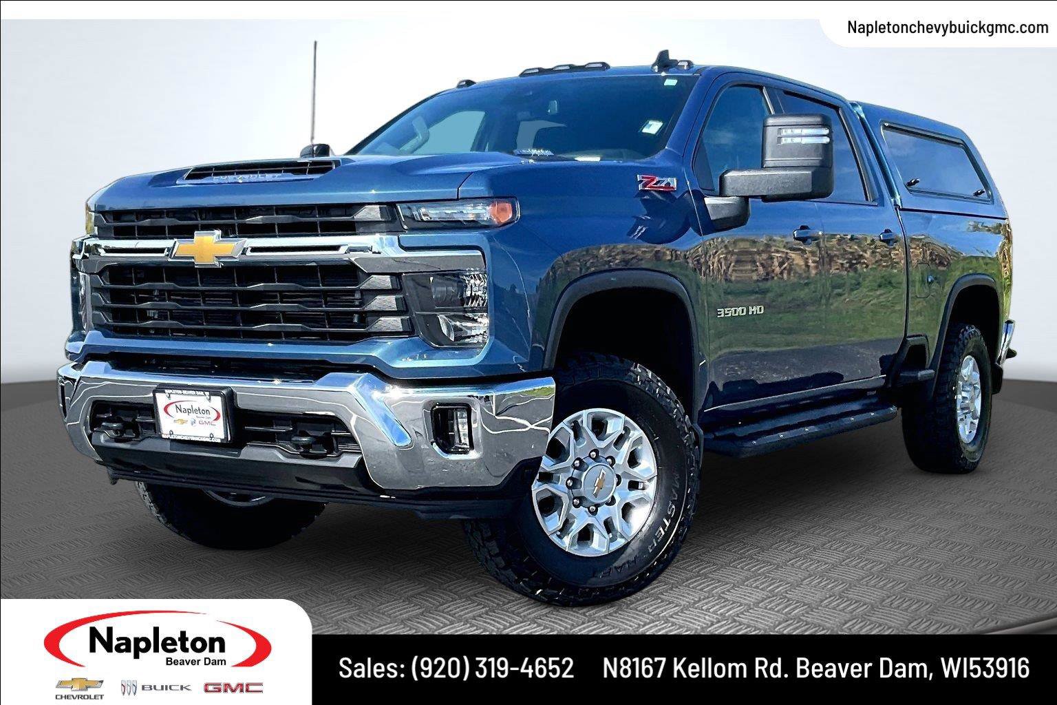 Used 2025 Chevrolet Silverado 3500 LT w/ Leather Package AWD/4WD image 1