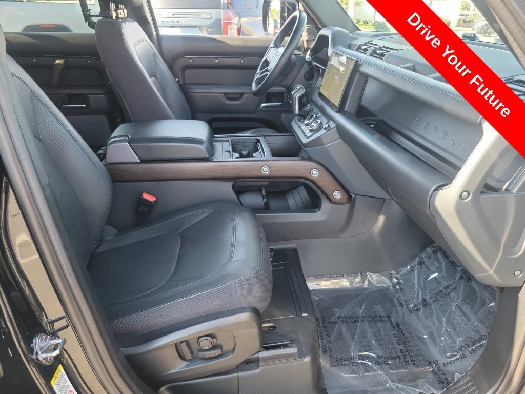 Used 2023 Land Rover Defender 110 X AWD/4WD image 21