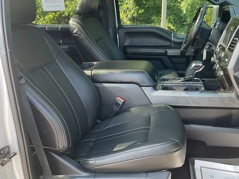 Used 2018 Ford F150 XLT w/ Equipment Group 302A Luxury AWD/4WD image 38