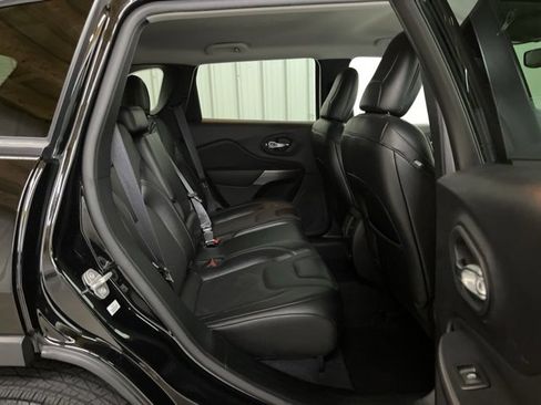 Used 2022 Jeep Cherokee Latitude Lux image 13