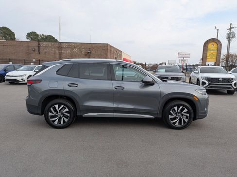 New 2026 Volkswagen Tiguan S image 2