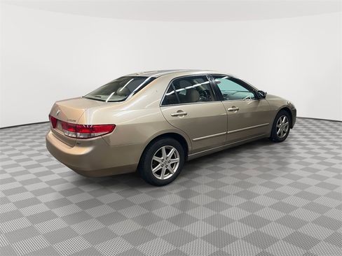Used 2004 Honda Accord EX image 3