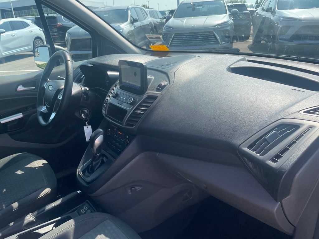 Used 2022 Ford Transit Connect XLT FWD image 32