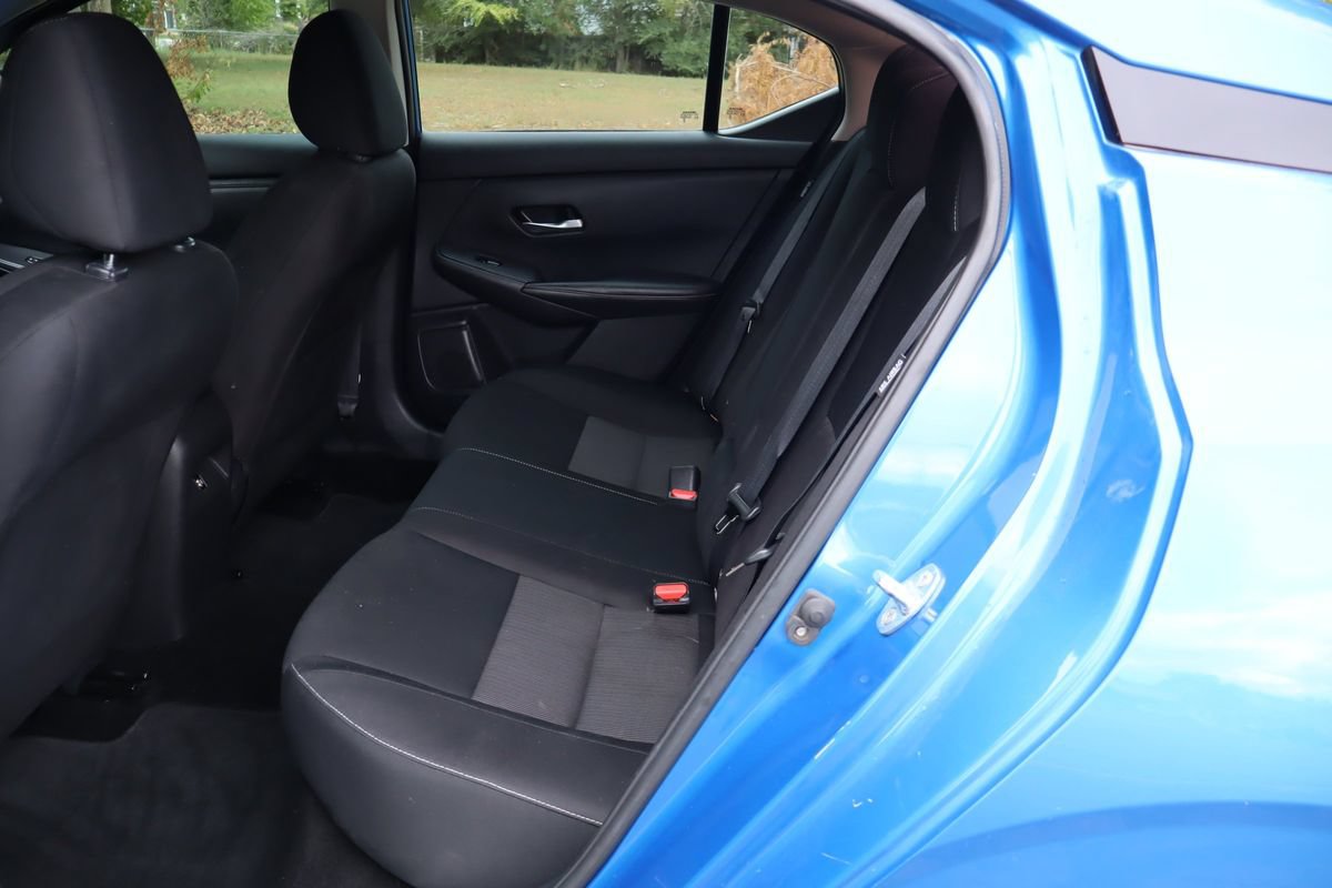 Used 2022 Nissan Sentra SV FWD image 20