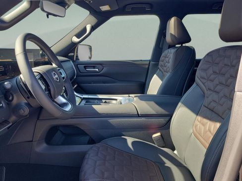 New 2026 Nissan Armada Platinum Reserve image 25