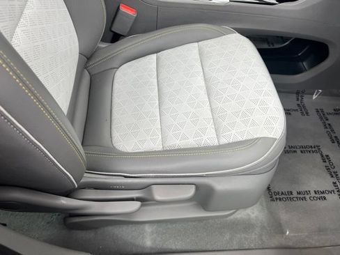 Used 2023 Chevrolet Bolt EUV Premier w/ Sun & Sound Package FWD image 24
