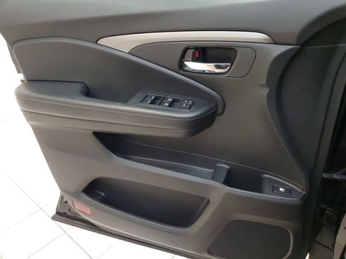 Used 2019 Honda Ridgeline RTL image 16