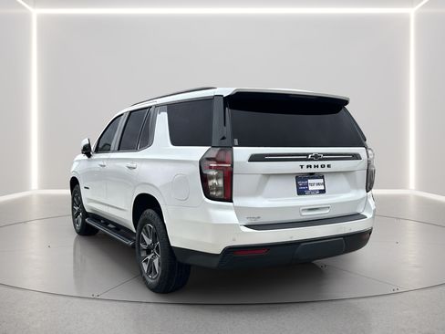Used 2024 Chevrolet Tahoe Z71 w/ Luxury Package AWD/4WD image 3