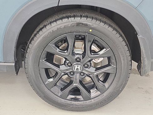 Certified 2024 Honda HR-V Sport image 32
