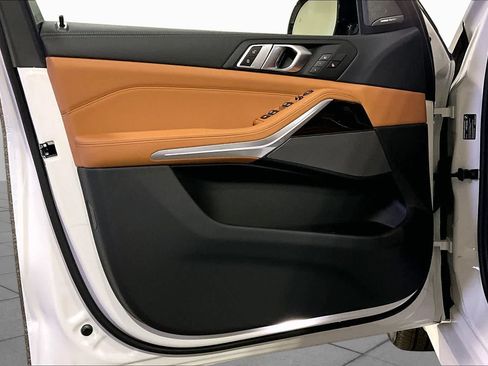 New 2026 BMW X5 M60i AWD/4WD image 11
