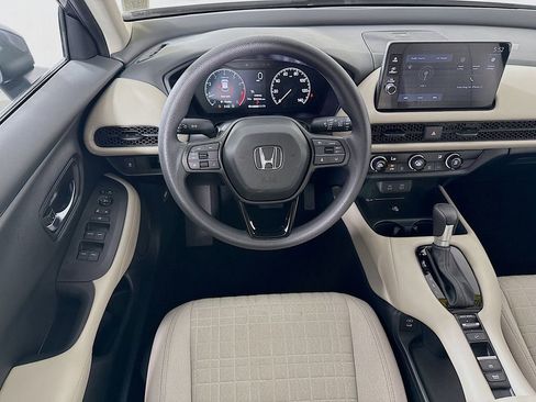 Certified 2026 Honda HR-V LX image 19