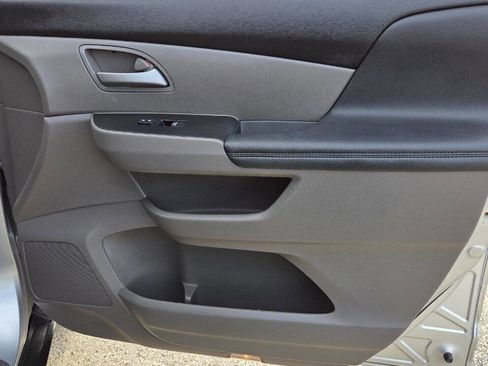 Used 2013 Honda Odyssey EX-L image 16
