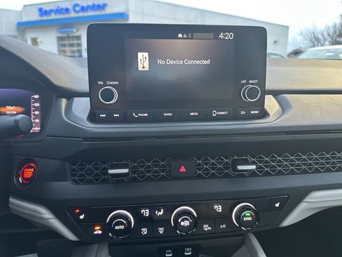 Used 2024 Honda Accord EX image 19