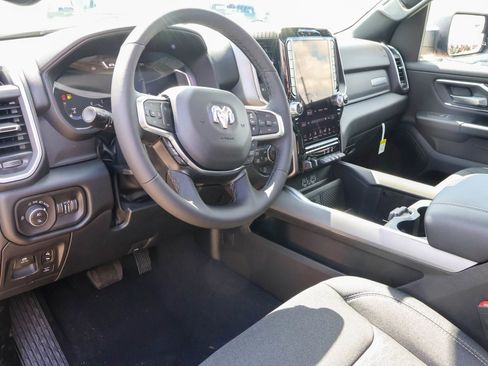 New 2026 RAM 1500 Big Horn AWD/4WD image 3