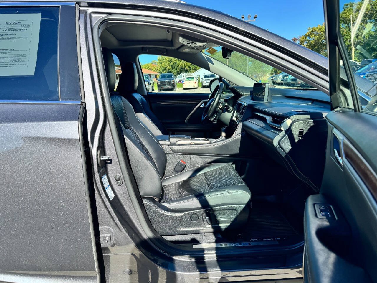 Used 2022 Lexus RX 350L Premium w/ Premium Package AWD/4WD image 12
