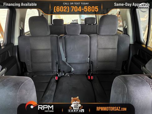 Used 2015 Nissan Armada SV image 19