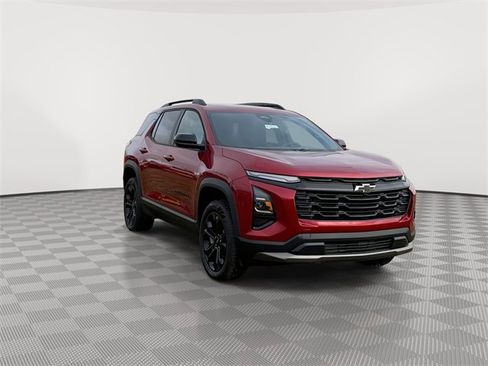 New 2026 Chevrolet Equinox LT w/ Convenience Package II image 2
