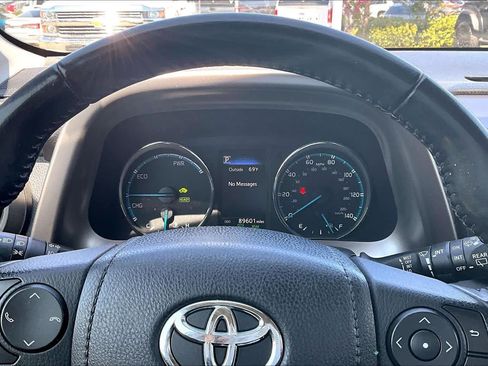 Used 2018 Toyota RAV4 Limited w/ Advanced Technology Package AWD/4WD image 25