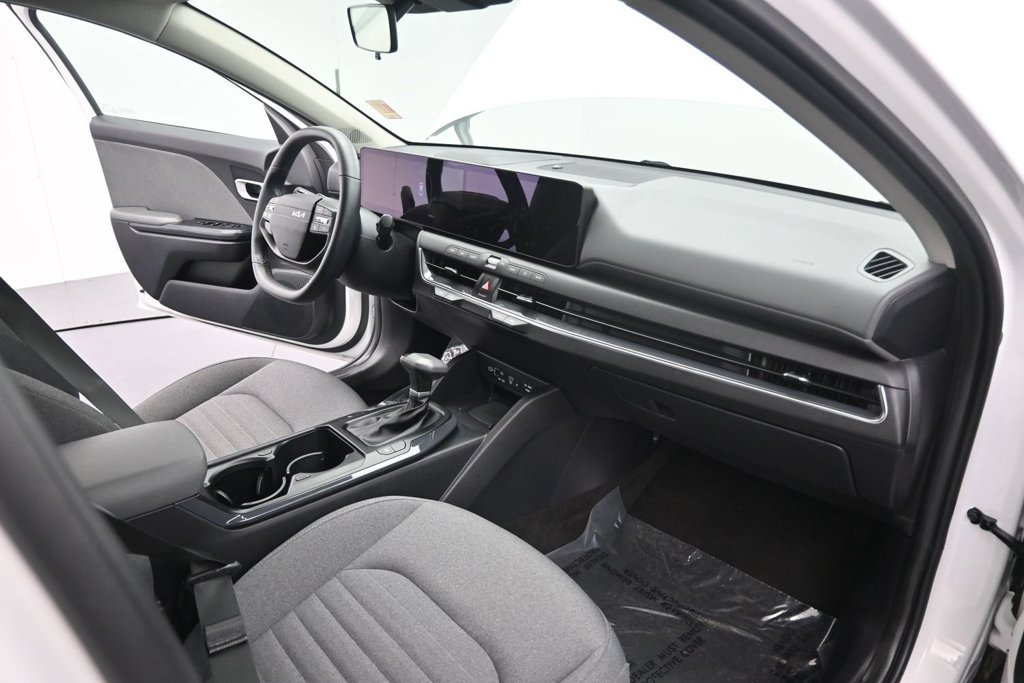 Used 2025 Kia K4 EX FWD image 20