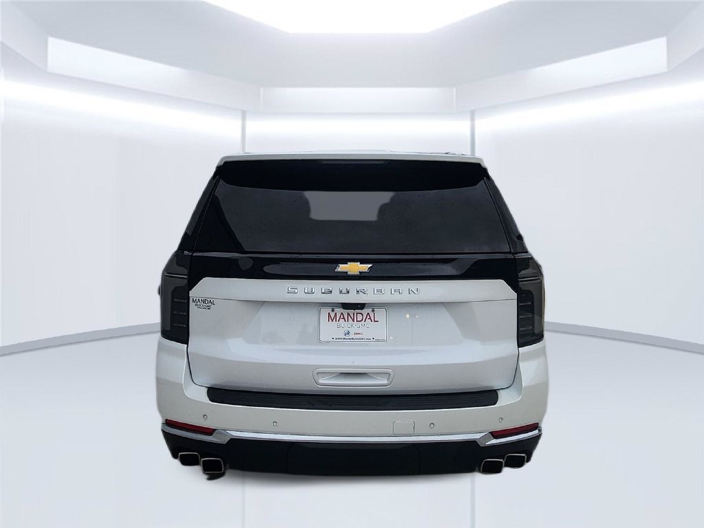 Used 2025 Chevrolet Suburban High Country AWD/4WD image 6