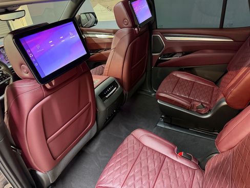 Used 2026 Cadillac Escalade Luxury w/ Touring Package AWD/4WD image 27