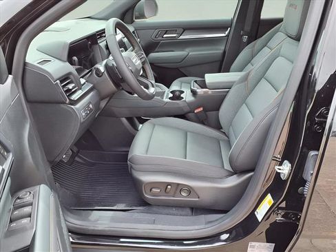 New 2026 GMC Terrain AT4 w/ Technology Package II AWD/4WD image 25