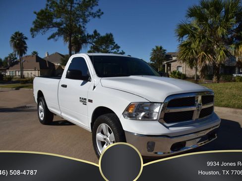 Used 2020 RAM 1500 Tradesman w/ Tradesman SXT Package image 2