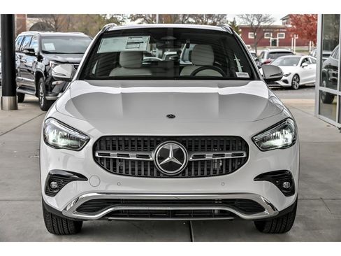 New 2026 Mercedes-Benz GLA 250 4MATIC image 2