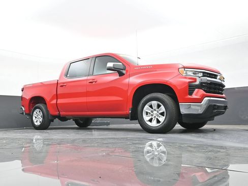 Used 2025 Chevrolet Silverado 1500 LT AWD/4WD image 45