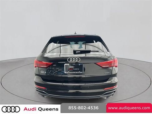 Certified 2022 Audi Q3 2.0T Premium Plus w/ Premium Plus Package image 3
