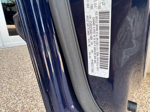 Used 2016 Dodge Grand Caravan SXT w/ Rear Park Assist Package FWD image 35