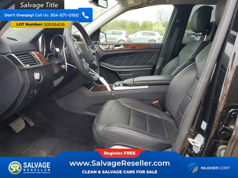 Used 2015 Mercedes-Benz GL 550 4MATIC image 9