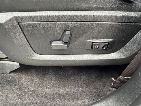 Used 2018 RAM 1500 Big Horn image 10