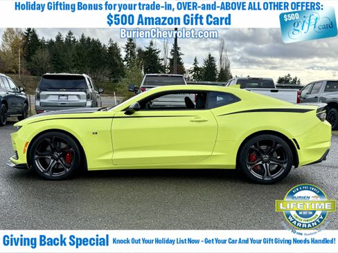 Used 2021 Chevrolet Camaro SS image 2