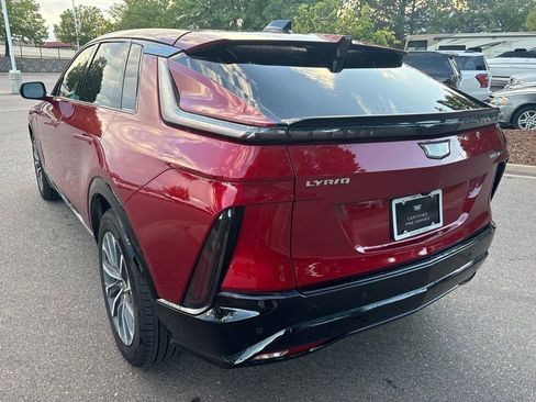 Certified 2024 Cadillac Lyriq Sport AWD/4WD image 3
