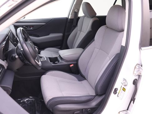 Used 2022 Subaru Outback Premium image 5