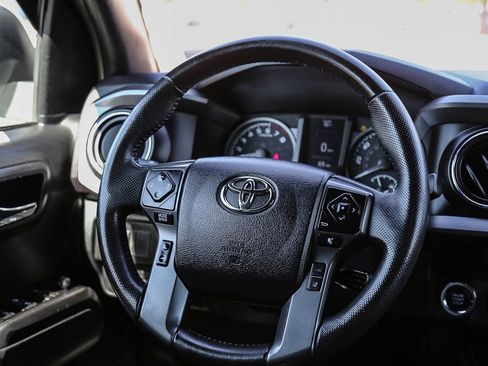 Used 2023 Toyota Tacoma TRD Off-Road w/ Black Out Package (TMS) AWD/4WD image 20