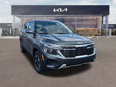 New 2025 Kia Seltos EX w/ EX Sunroof Package