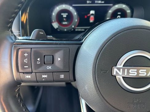 Used 2024 Nissan Pathfinder Platinum w/ Cargo Package image 21