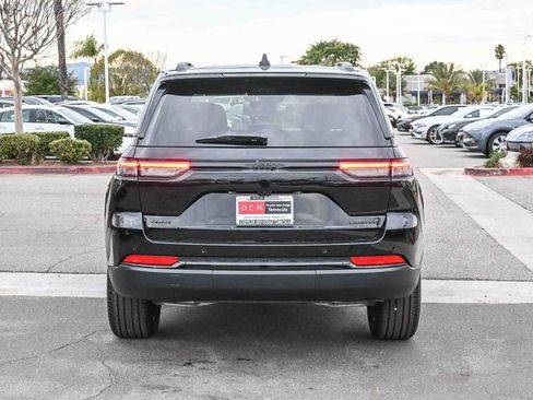 New 2025 Jeep Grand Cherokee Limited image 5