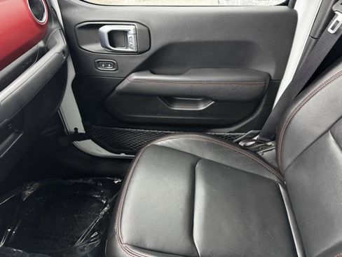 Used 2022 Jeep Gladiator Rubicon w/ LED Lighting Group image 21